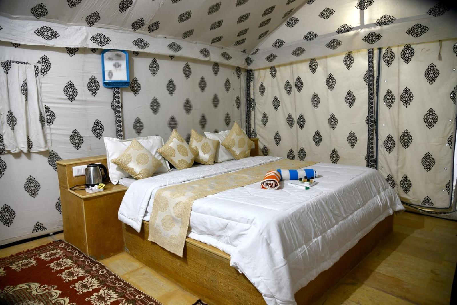 Saffron Heritage Desert Camp جيلسامر الغرفة الصورة